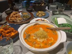 酸木瓜炖牛腩-半山腰·云南菜(侨福芳草地店)