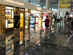 -中免(澳门机场免税店)