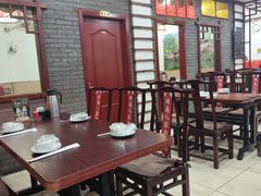 -湖南人家湘菜馆(镇江路店)