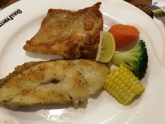 柠檬鸡排拼鳕鱼扒-斗牛士牛排餐厅(富力海珠城广场店)