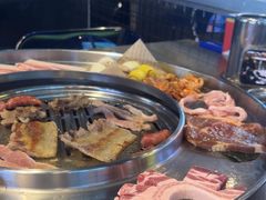 -哈哈碳都·牛肋条无限自助烤肉(台江万达店)
