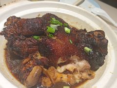 -老码头黑皮肘子锅包肉(赣水路店)