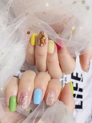 -吉吉靓甲美睫