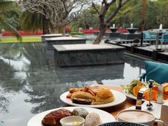 -海南清水湾莱佛士酒店