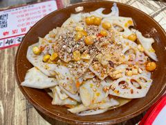-冯烫烫跷脚牛肉·川菜小馆(武胜西街店)