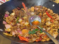 -富正毅三下锅·湘西韵味(天门山索道店)