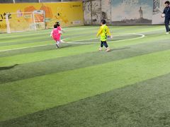 -飞梦少儿足球培训(塘桥校区)