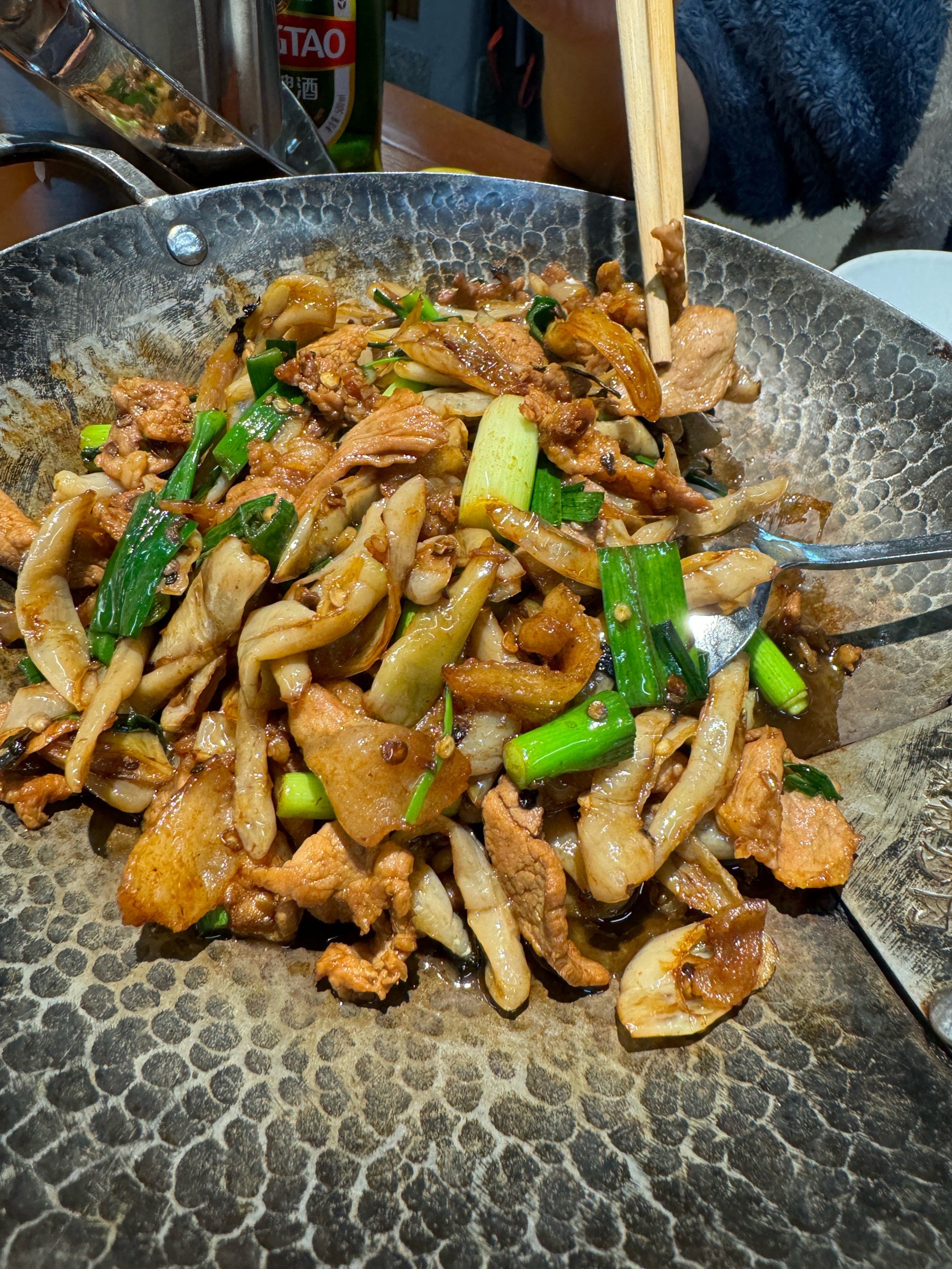 白辣椒炒肉