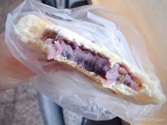 红豆芋包-BreadTalk面包新语(龙之梦购物中心莘庄店)