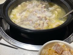 特色腊味煲仔饭-百年果林椰子鸡(中洲店)