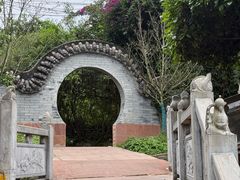 -楠柏弯休闲山庄(梨花溪店)