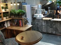 -HIGH FIVE哈福手工汉堡(桂林路店)