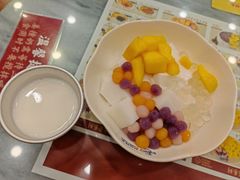 生椰芒芒椰子冻-赵记传承·中国甜品(福州总店)