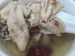 -广味炭炉鸡煲(宝业路分店)