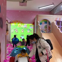 -孩子王童乐园(青岛万达店)