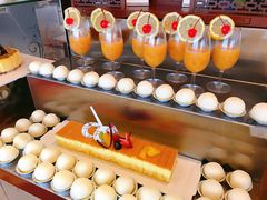 -荣誉国际酒店-云顶旋转餐厅