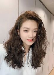 -HG美发设计沙龙