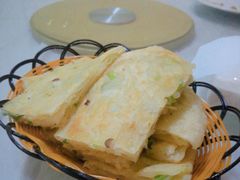 葱花饼-何适山庄 ·可团建(水长城P2停车场店)