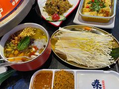 -秦炉烤肉(财富中心店)