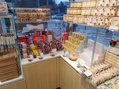 零售区-好利来(高新枫叶广场店)