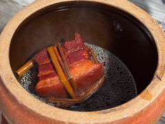 金牌坛子肉-魁盛居百年鲁菜馆(县西巷店)