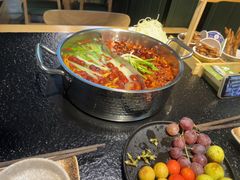 -鹿鸣山草本茶香火锅(园西路店)