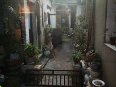 -邊城書店