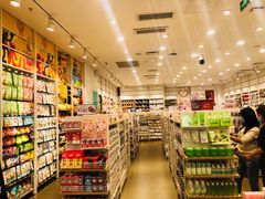 -名创优品(广西江南万达店)