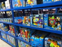 -逝水玩具折扣店