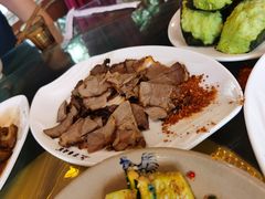 -老鼎万春卤菜(五代传承创始老店)