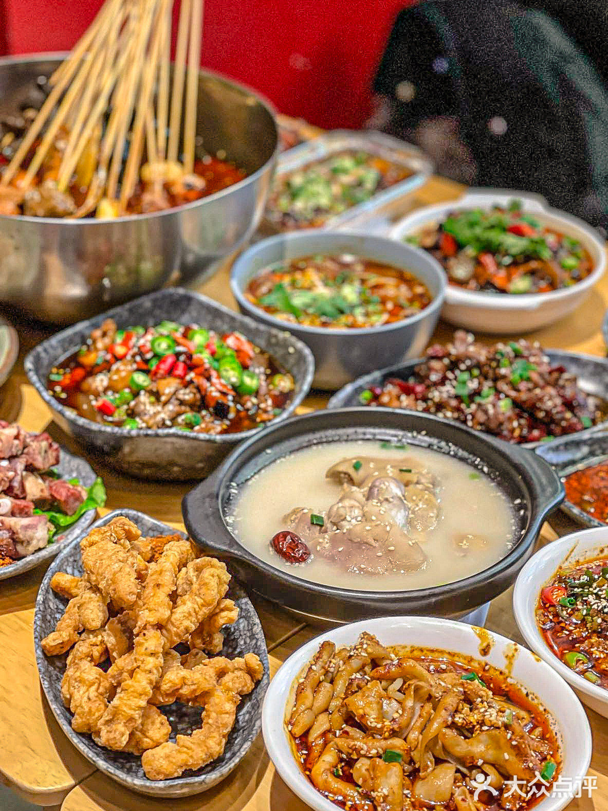 你和成都的距离只差一个付小姐☝️人均70