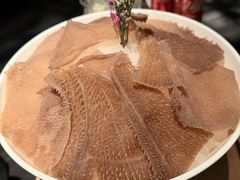 -左庭右院鲜牛肉火锅黑金店(陆家嘴中心店)