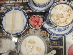 -广信牛奶甜品世家(台东店)