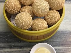 乳汁小麻团-砂锅居(西四店)