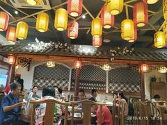 大堂-东来菜馆•手抓海鲜家常菜•海鲜锅贴(鸽子窝店)