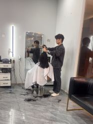 -藤野造型烫染·漂发