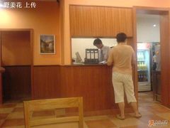结帐的地方，在里面-萨莉亚意式餐厅(特力时尚汇店)