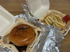 -shark burger·鲨鱼汉堡(交子大道店)