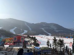 -鳌山滑雪度假区