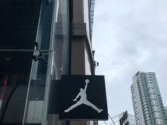 -Air Jordan(世贸天阶店)