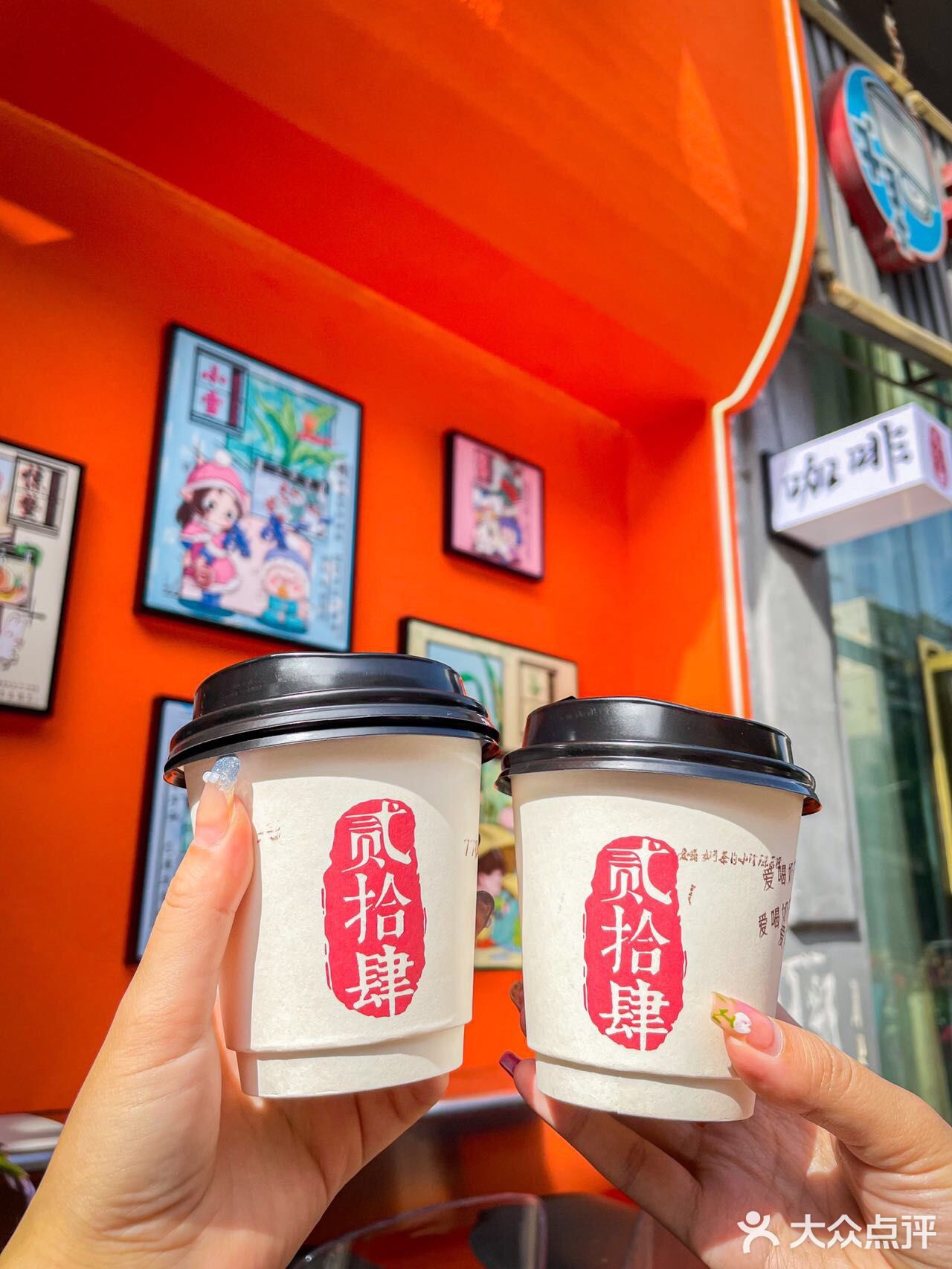 什么咖啡店路过的人都忍不住看两眼‼️