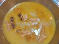 -鲜入围煮花胶鸡海鲜火锅