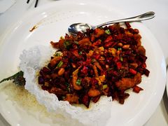 川香辣子鸡-万龙洲海鲜(大兴绿地缤纷城店)