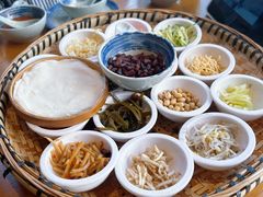 -包整·丝娃娃(一览甲秀楼风景店)