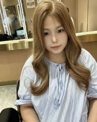 -一東造型烫发染发