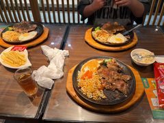 -豪享来牛排(人民店)