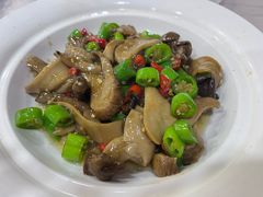 -江城燕子大排档(江汉路步行街店)