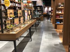-百新书局(尚悦湾店)
