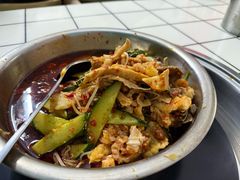 -周良天山牛杂城(天山路总店)