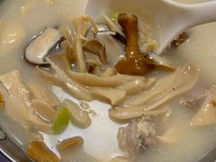 锅仔小鸡全菌-众乐大盘菜
